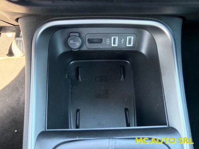 Jeep Avenger 1.2 turbo Summit fwd 100cv (13)