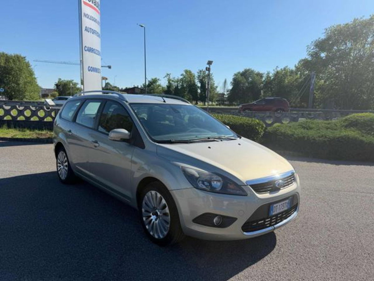 Ford Focus Station Wagon 1.6 TDCi (90CV) S.W. (3)