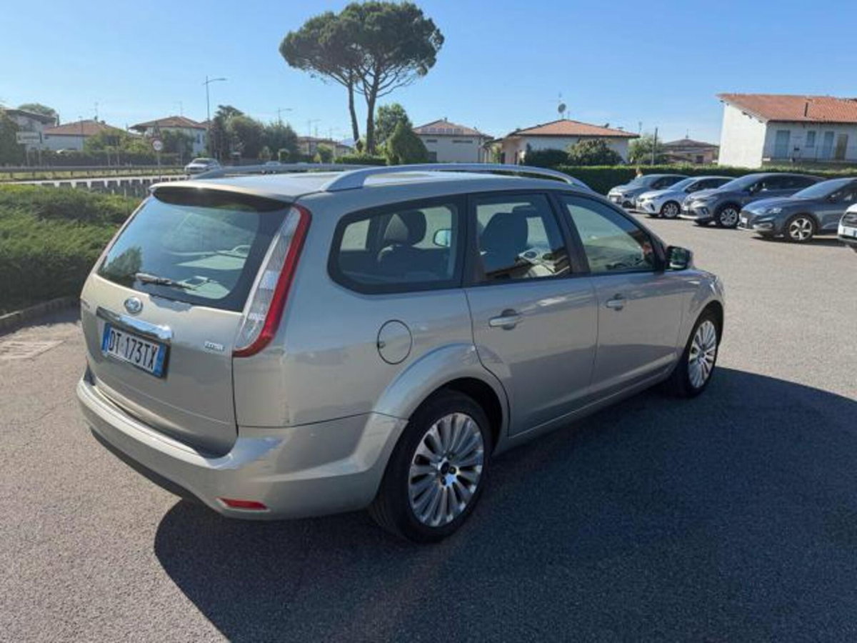 Ford Focus Station Wagon 1.6 TDCi (90CV) S.W. (5)