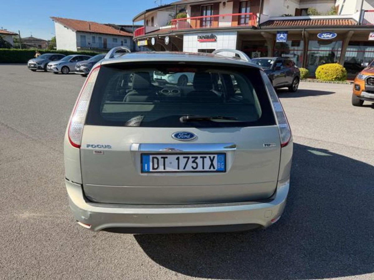 Ford Focus Station Wagon 1.6 TDCi (90CV) S.W. (6)