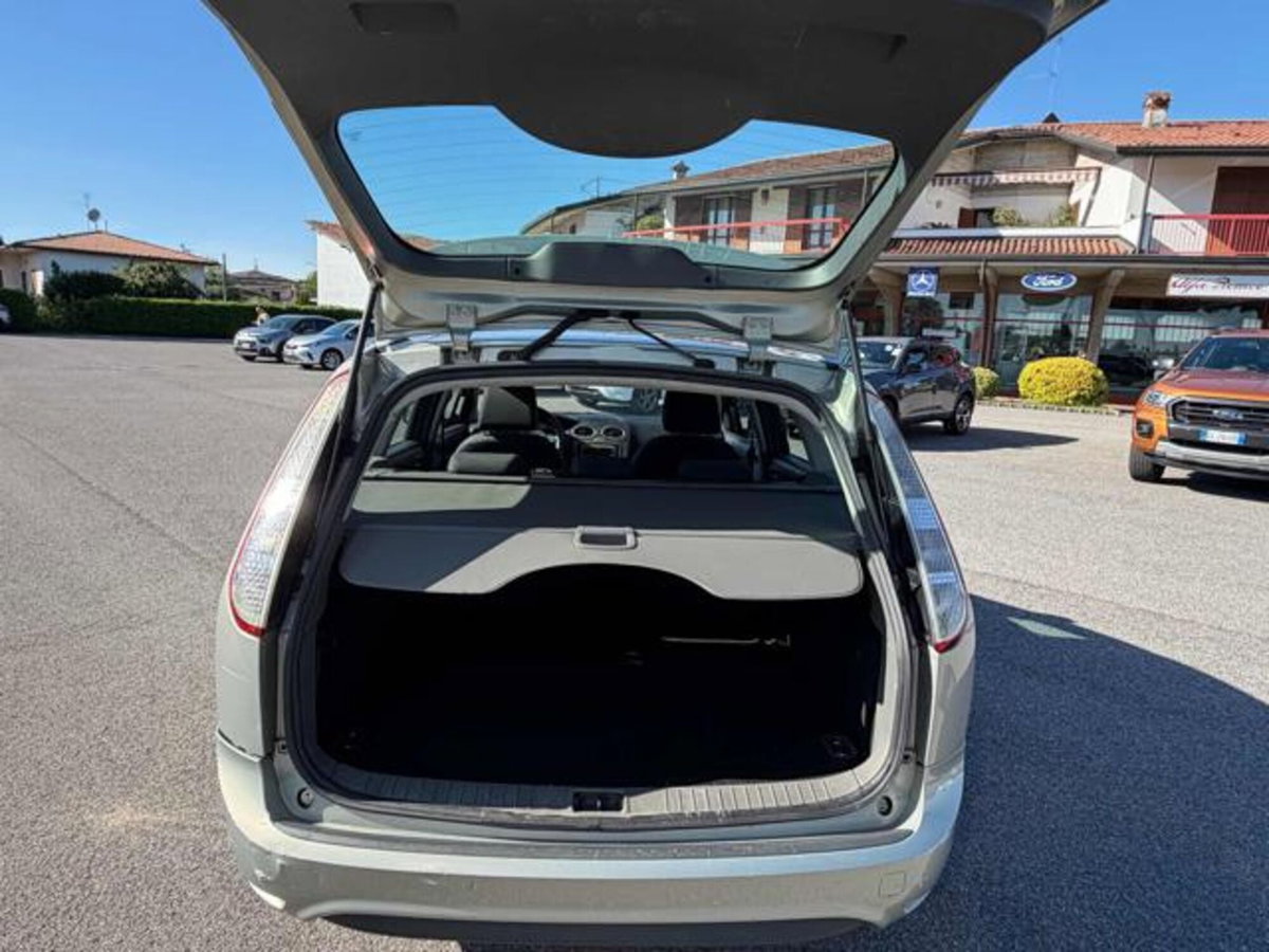 Ford Focus Station Wagon 1.6 TDCi (90CV) S.W. (9)