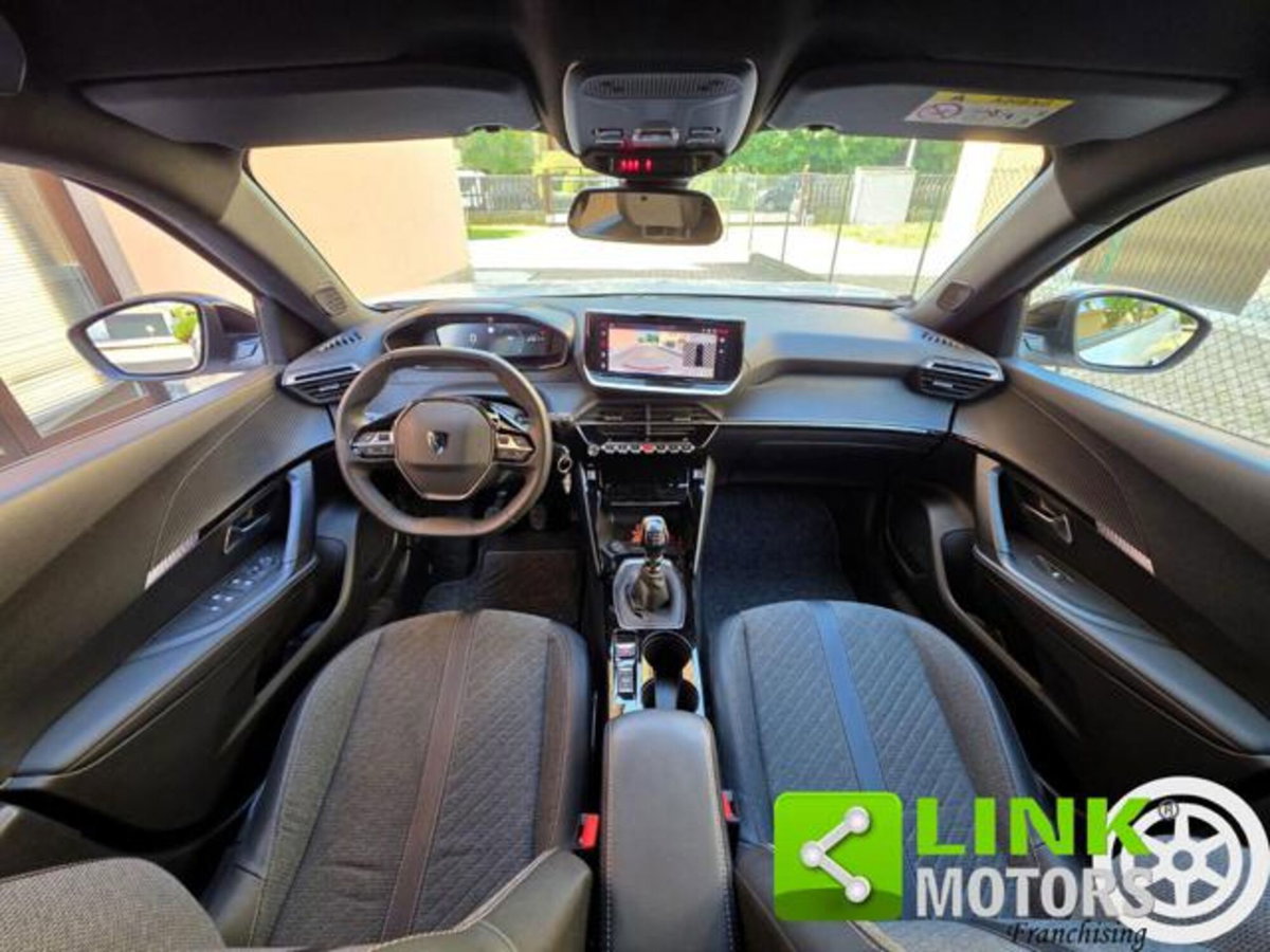 Peugeot 2008 1.2 puretech Allure s&s 100cv (5)
