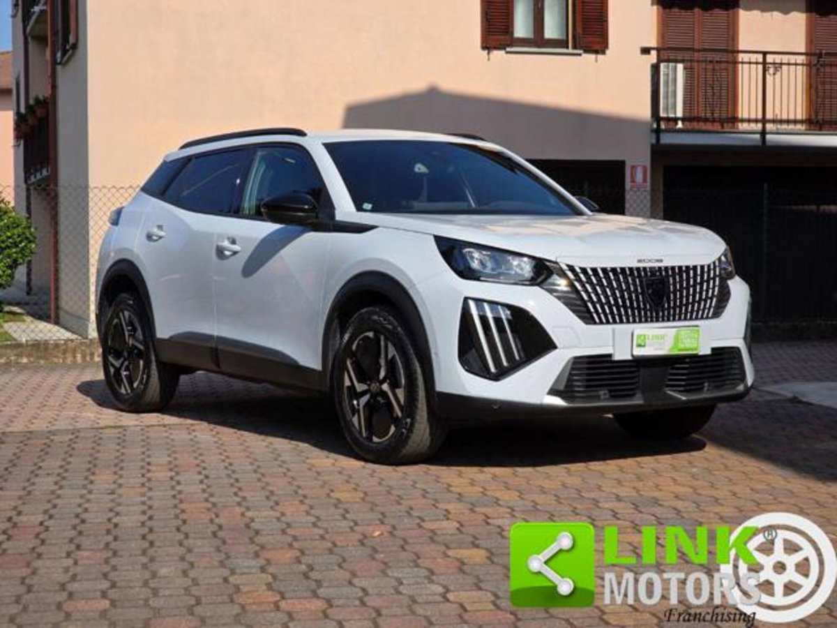 Peugeot 2008 1.2 puretech Allure s&s 100cv (7)