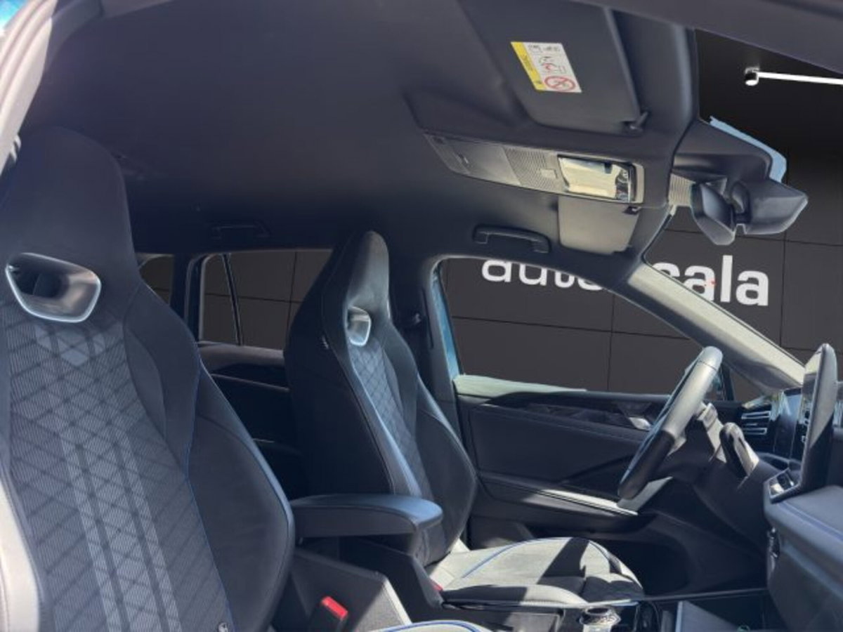 Volkswagen Tiguan 2.0 tdi R-Line 150cv dsg (18)