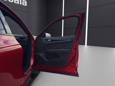 Renault Arkana E-Tech 145 CV R.S. Line (17)