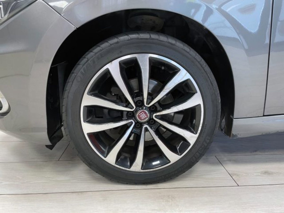 Fiat Tipo Station Wagon Tipo 1.6 Mjt S&S SW Lounge (10)