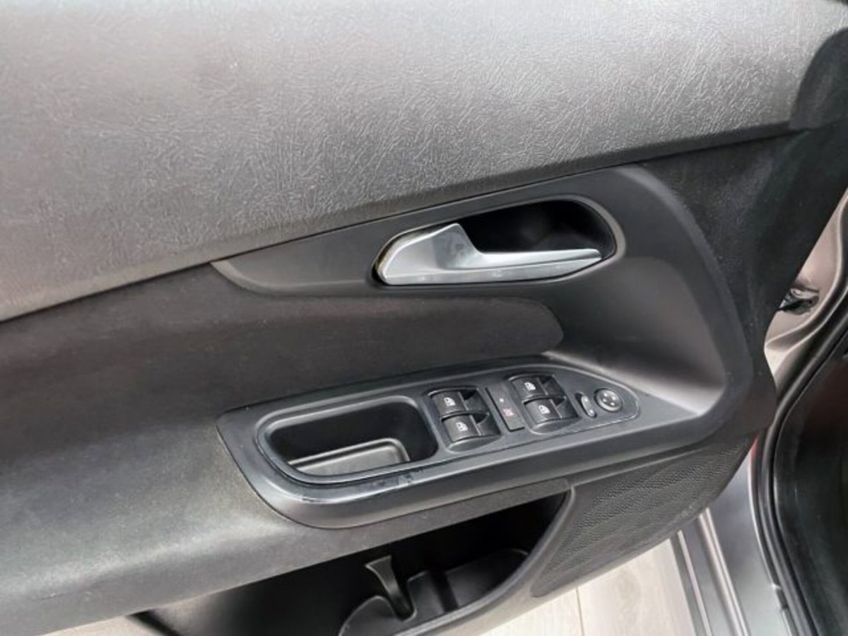 Fiat Tipo Station Wagon Tipo 1.6 Mjt S&S SW Lounge (11)