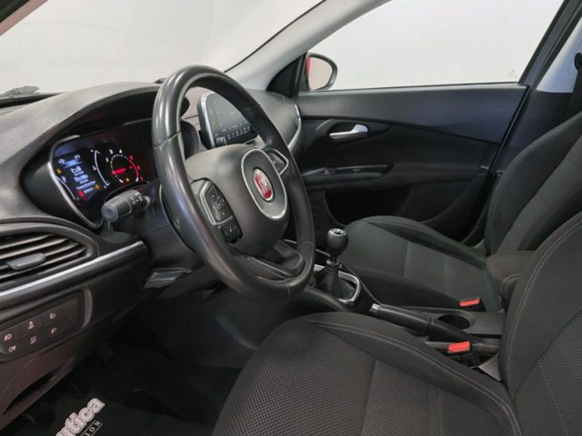 Fiat Tipo Station Wagon Tipo 1.6 Mjt S&S SW Lounge (20)