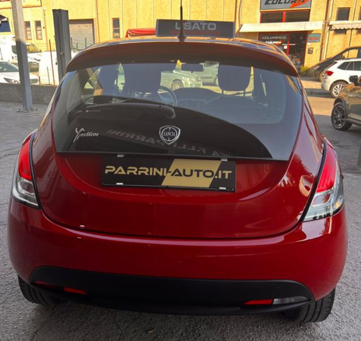 Lancia Ypsilon 0.9 TwinAir 5 porte Metano Ecochic Elefantino Blu (3)
