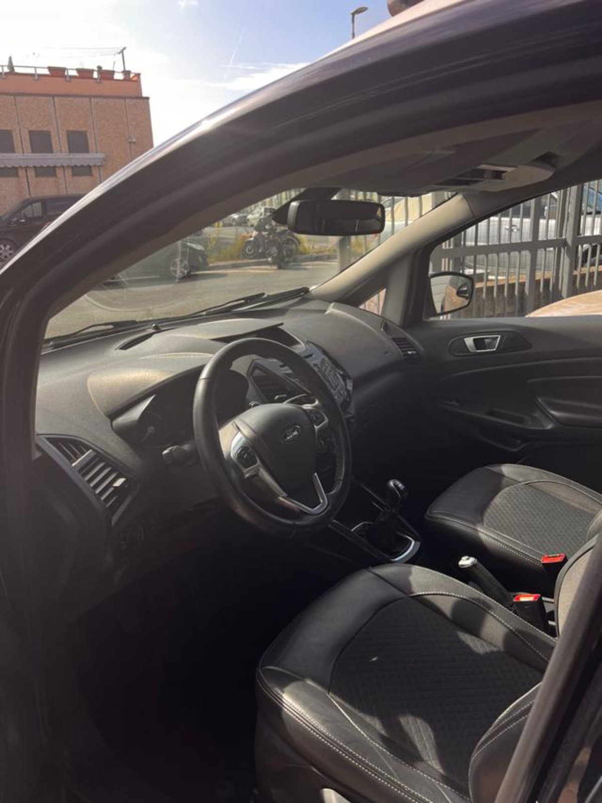 Ford EcoSport 1.0 EcoBoost 125 CV Titanium S (5)