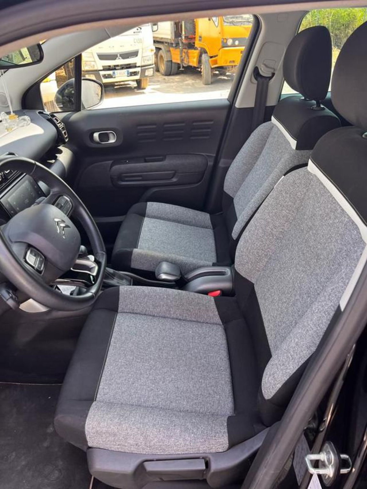 Citroen C3 Aircross BlueHDi 100 S&S Shine (8)