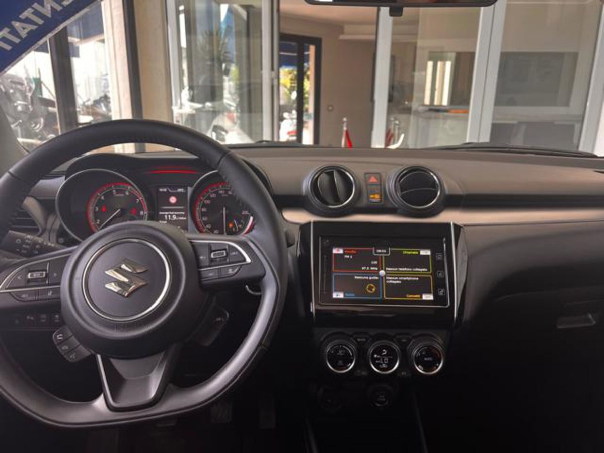 Suzuki Swift 1.2h Top 2wd cvt (4)