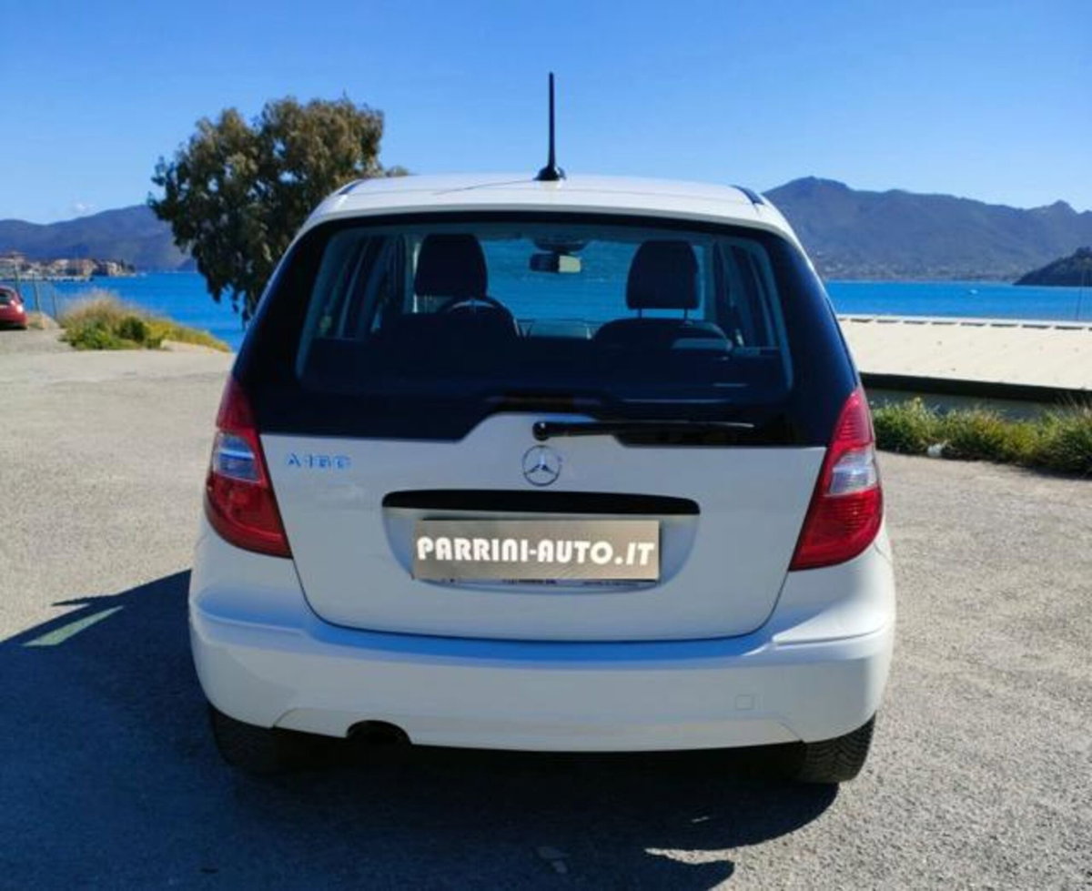 Mercedes-Benz Classe A 160 BlueEFFICIENCY Coupé Premium (4)