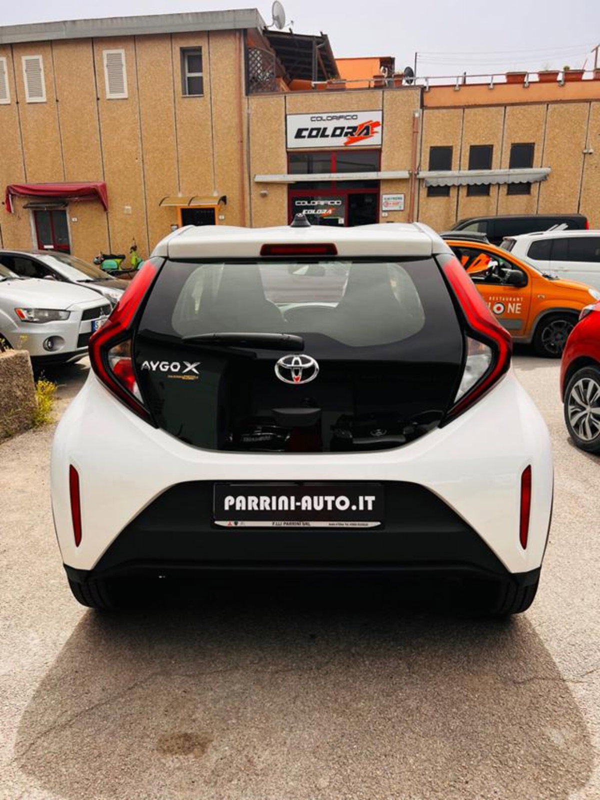 Toyota Aygo X 1.0 VVT-i 72 CV 5 porte Limited Air (4)