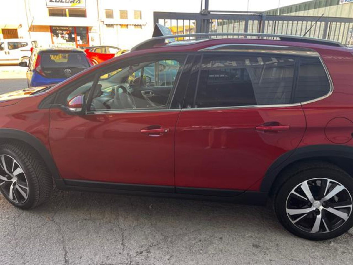 Peugeot 2008 PureTech 130 S&S Allure (3)