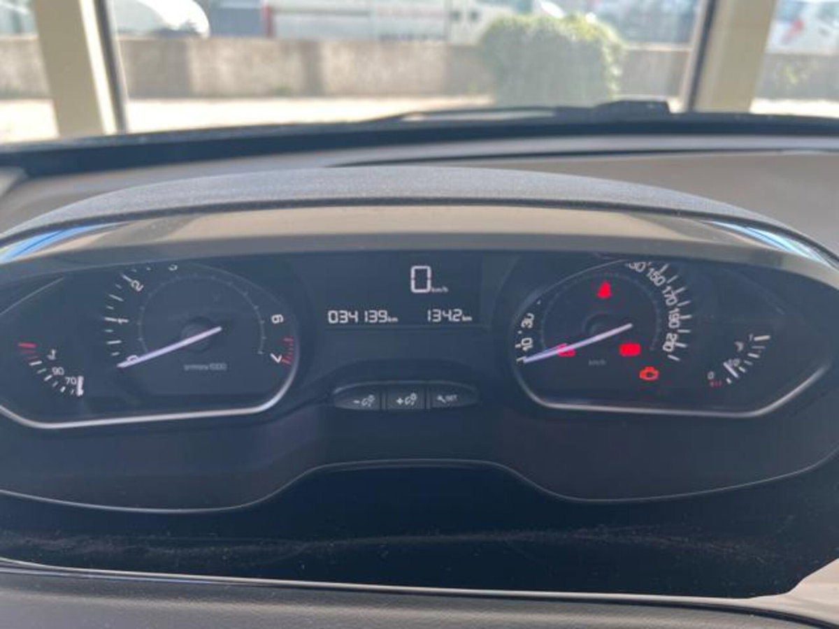 Peugeot 208 68 5 porte Active (4)