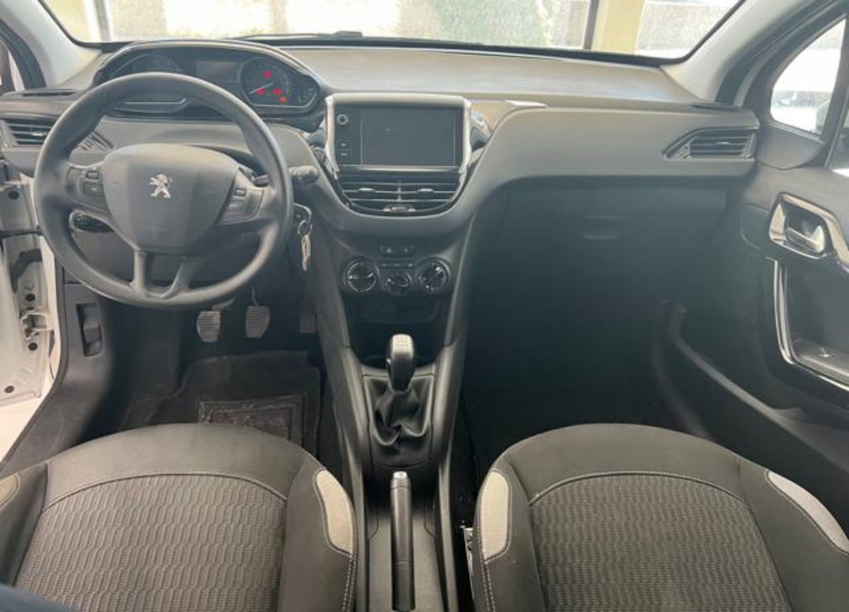 Peugeot 208 68 5 porte Active (5)