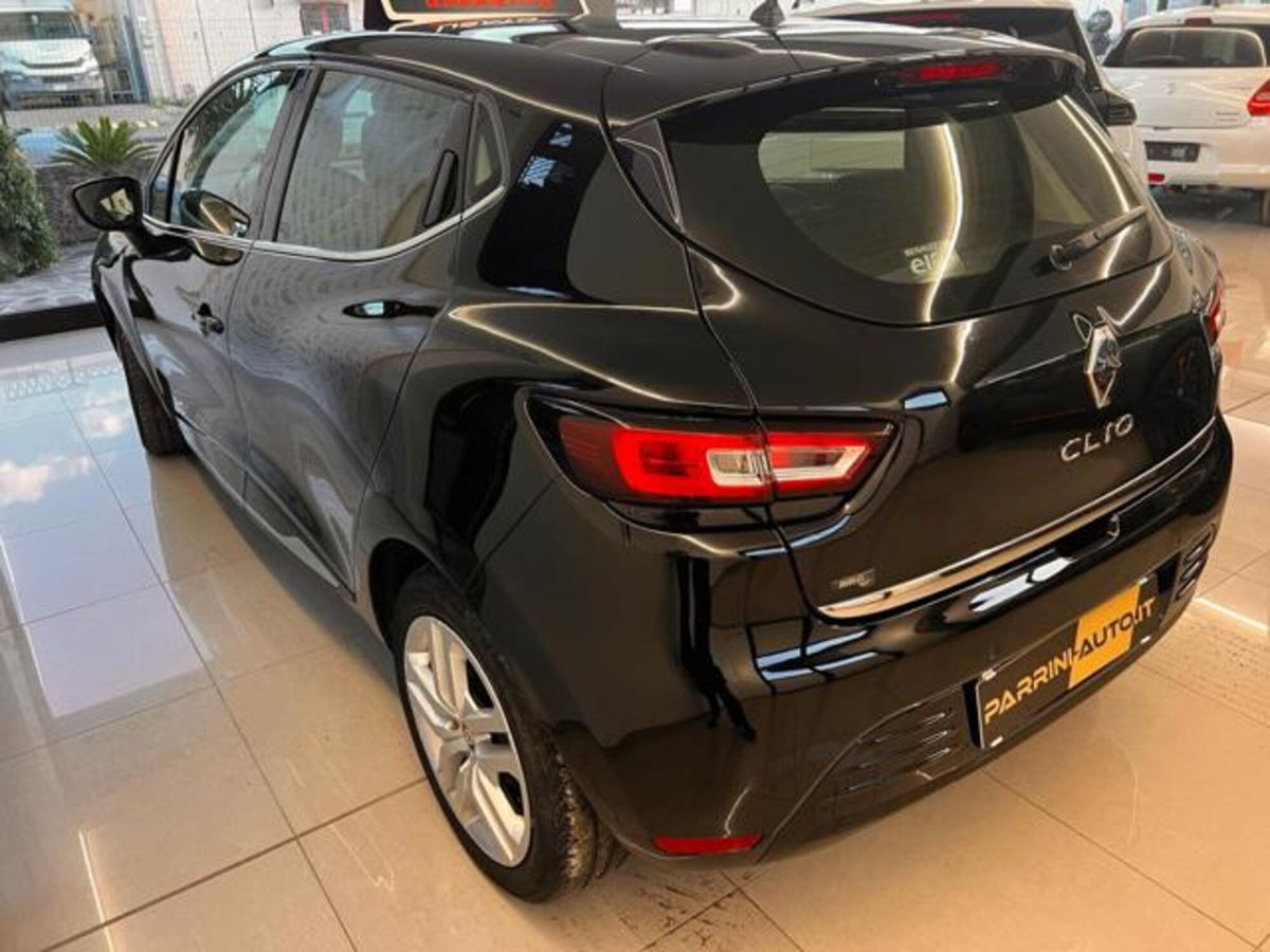 Renault Clio dCi 8V 90 CV 5 porte Business (2)