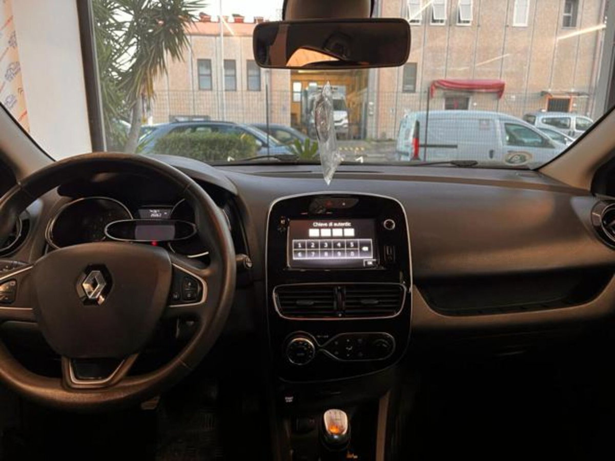 Renault Clio dCi 8V 90 CV 5 porte Business (4)