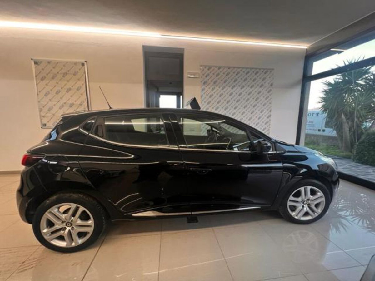 Renault Clio dCi 8V 90 CV 5 porte Business (7)