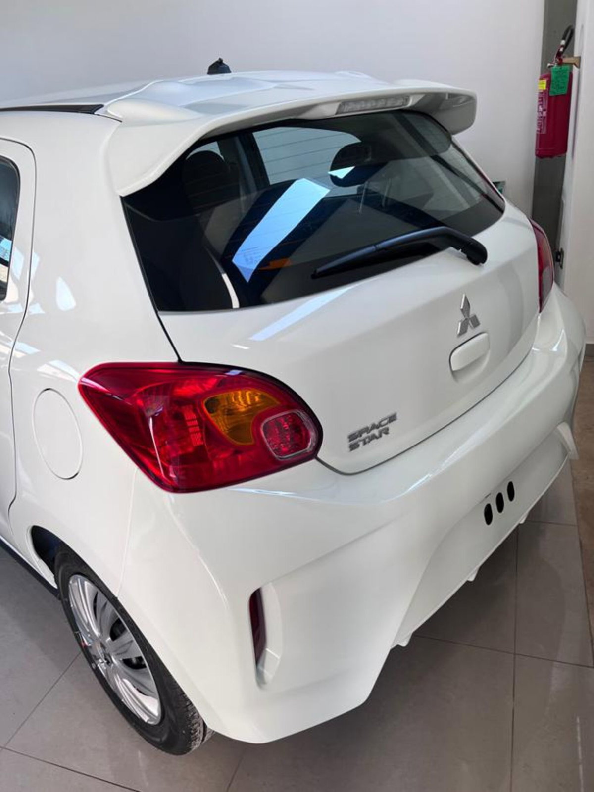 Mitsubishi Space Star 1.0 Invite (3)