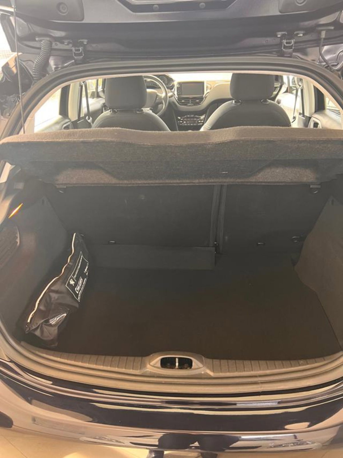 Peugeot 208 Turbo 110 S&S 3 porte Allure (9)