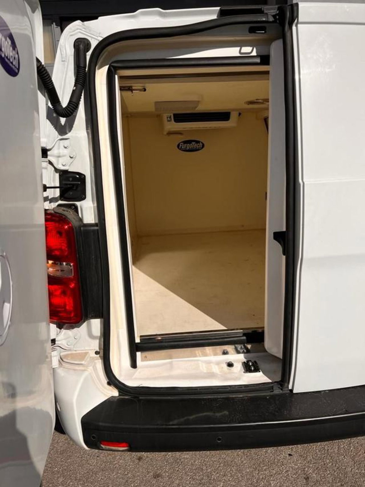 Peugeot Expert Furgone BlueHDi 150 S&S PL-SL-TN Furgone Premium Long (12)
