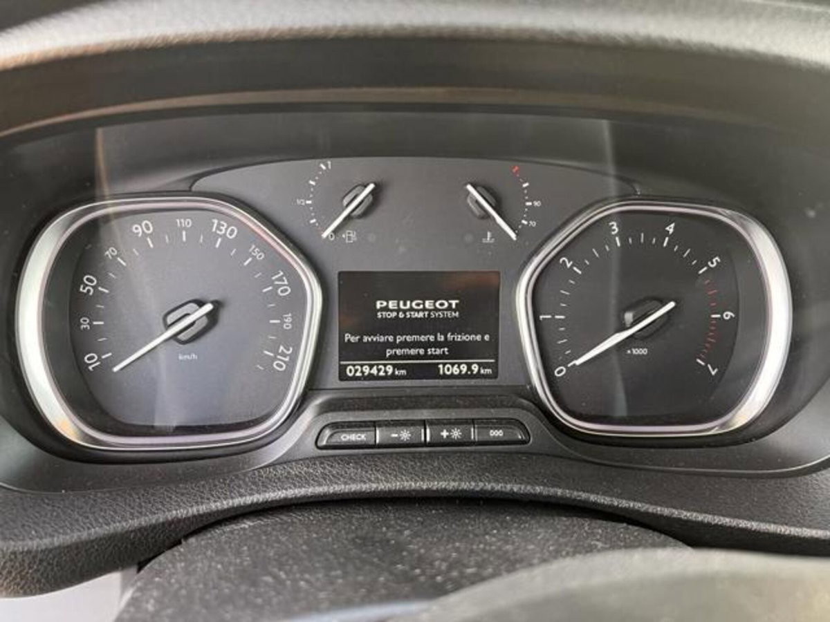 Peugeot Expert Furgone BlueHDi 150 S&S PL-SL-TN Furgone Premium Long (14)