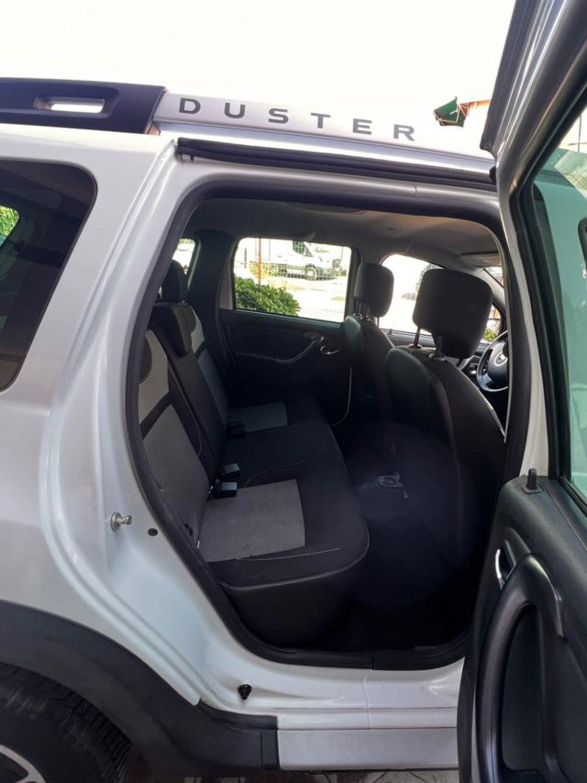 Dacia Duster 1.5 dCi 110CV Start&Stop 4x2 Ambiance (5)