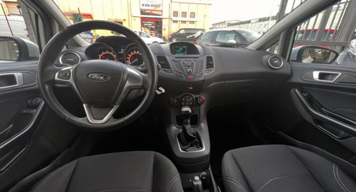 Ford Fiesta 1.2 60CV 5p. Tit. (7)
