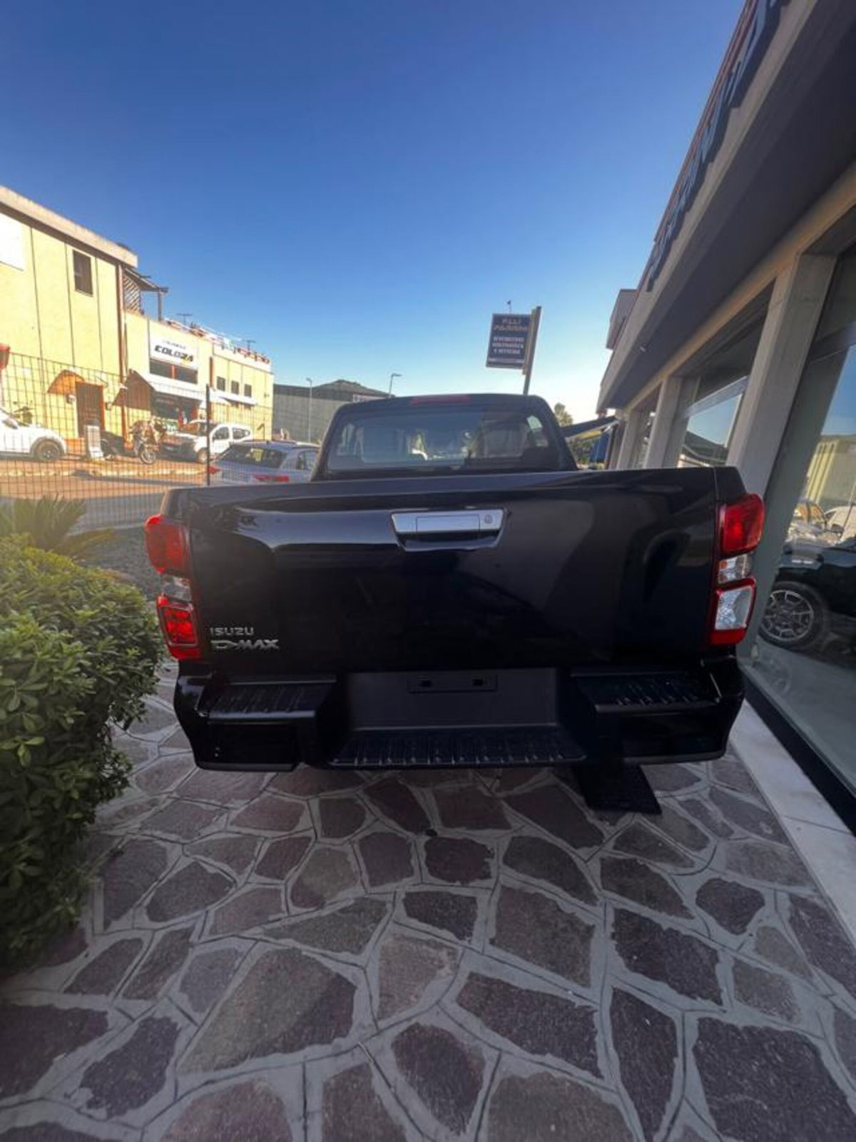 Isuzu D-Max Pick-up 1.9 crew N60 Nitro Sport 4x4 auto (5)