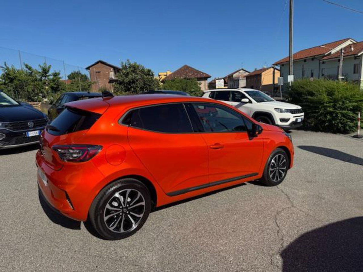 Renault Clio 1.0 tce Techno Gpl 100cv (2)