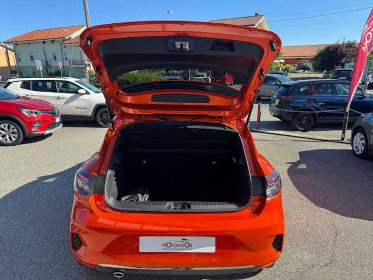 Renault Clio 1.0 tce Techno Gpl 100cv (6)