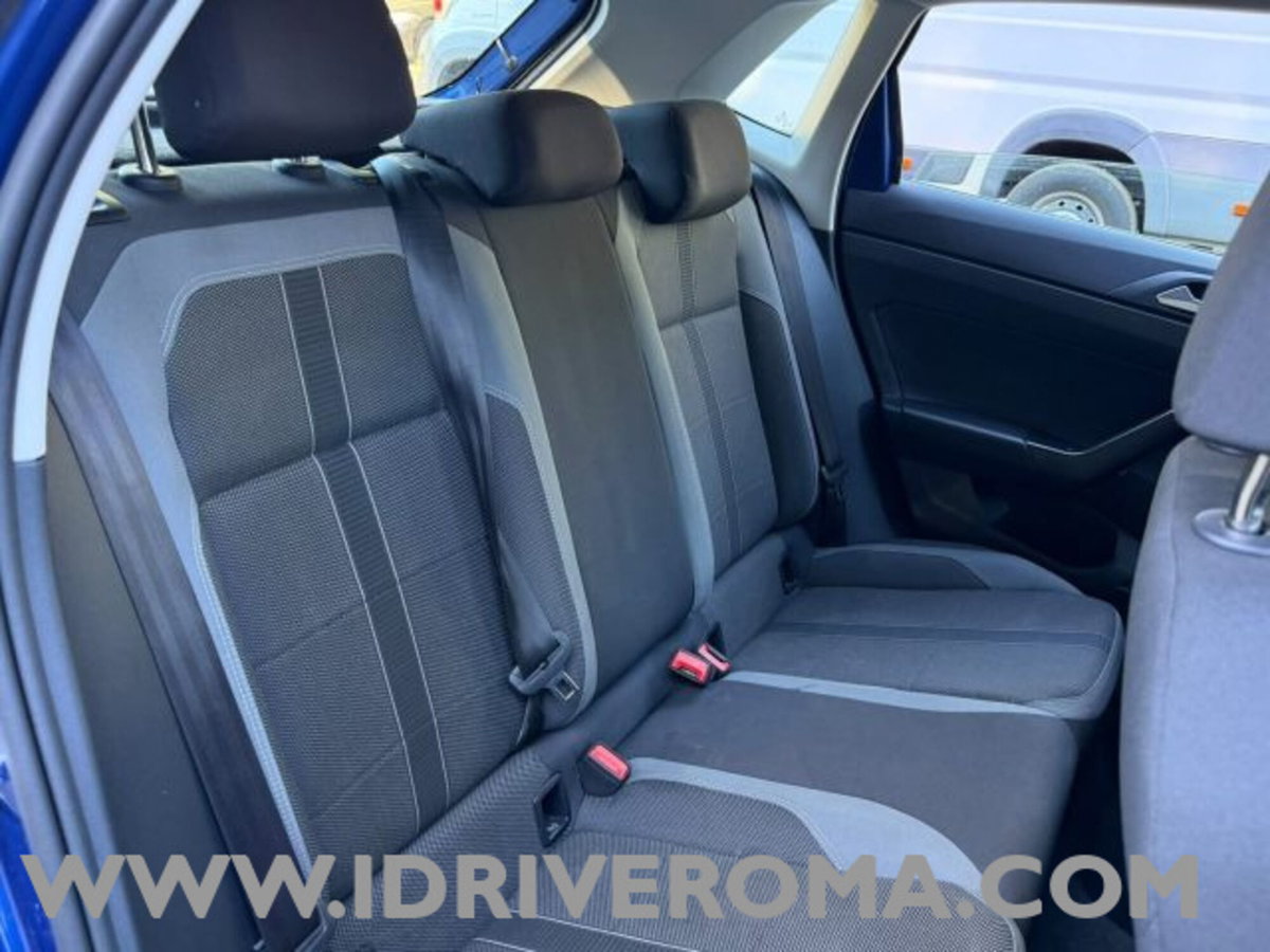 Volkswagen Polo 1.0 tsi Style 95cv dsg (12)