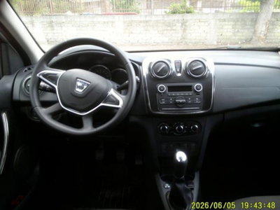 Dacia Sandero Stepway 1.0 TCe 100 CV ECO-G Comfort (16)