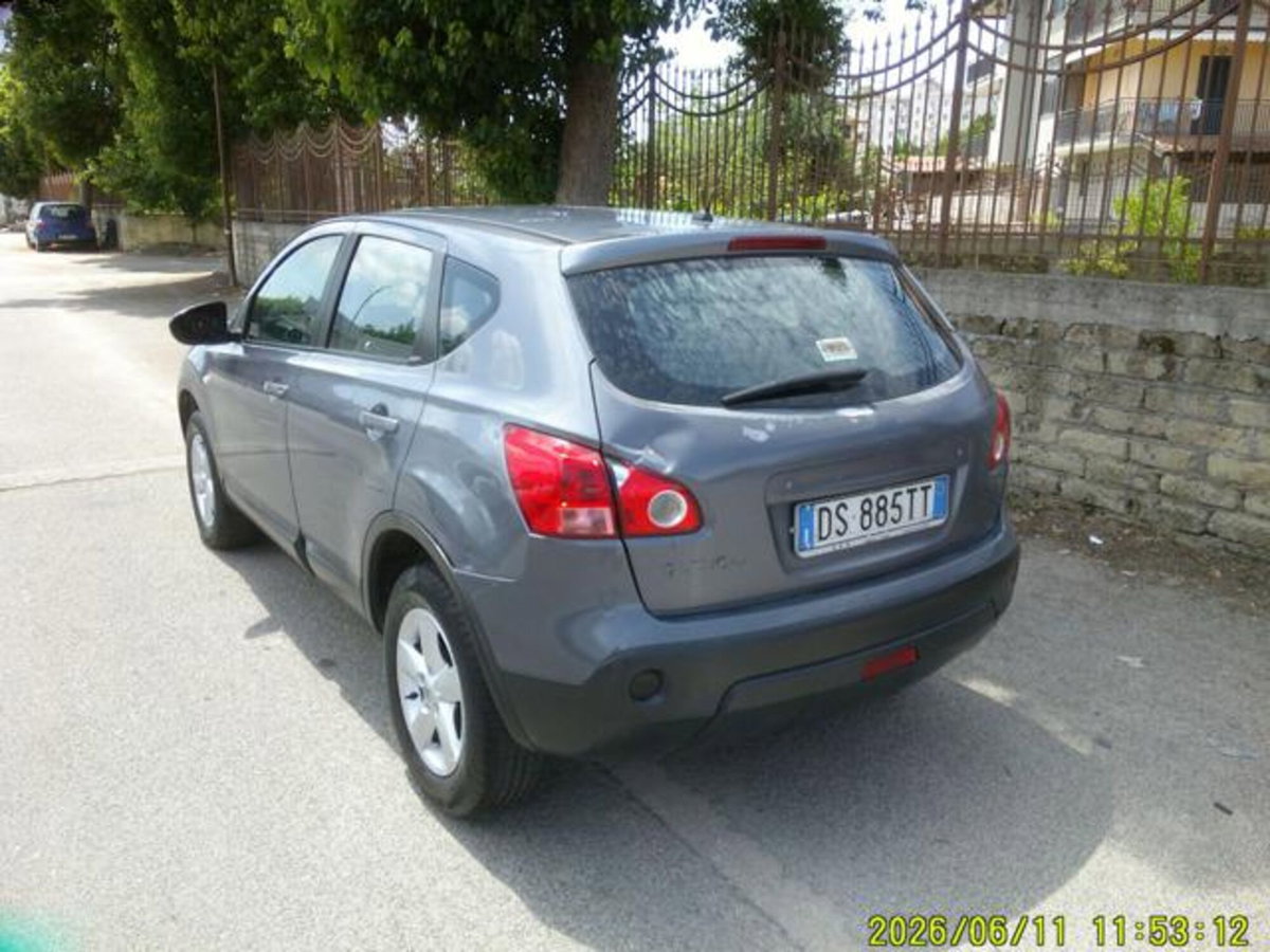 Nissan Qashqai 1.5 dCi Acenta (6)