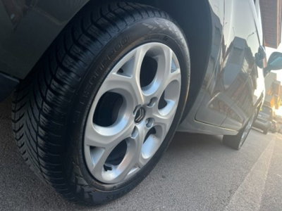 Citroen C3 1.4 HDi 70 Exclusive (4)