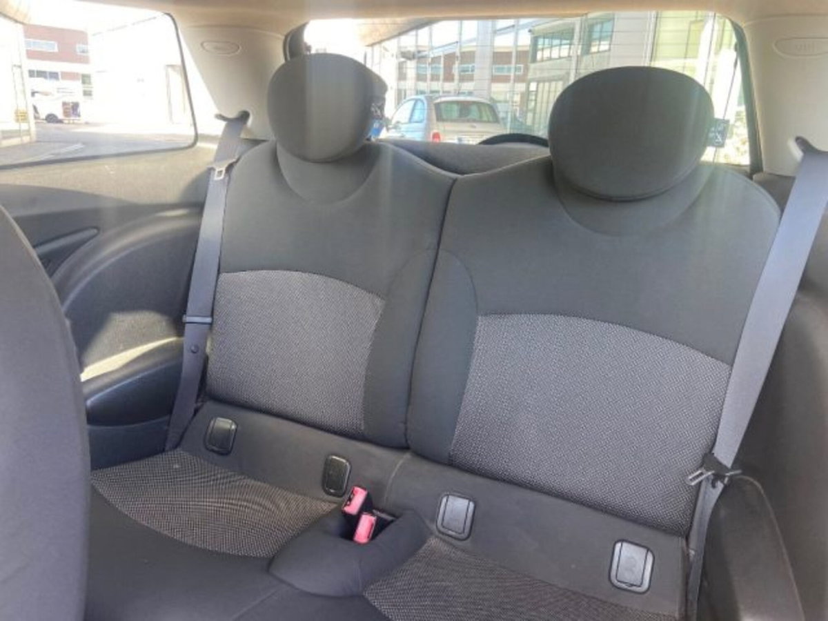 MINI Mini 1.6 16V One D (14)
