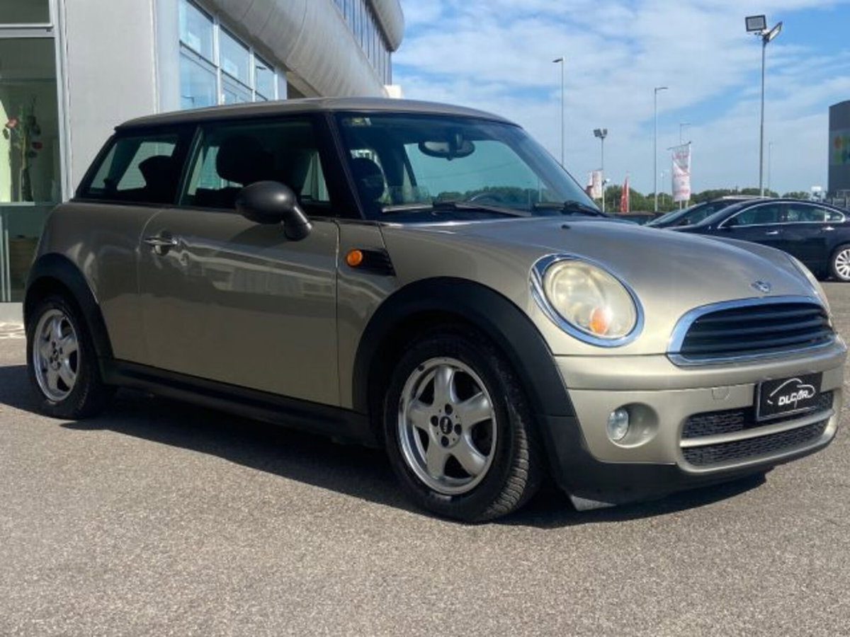MINI Mini 1.6 16V One D (2)
