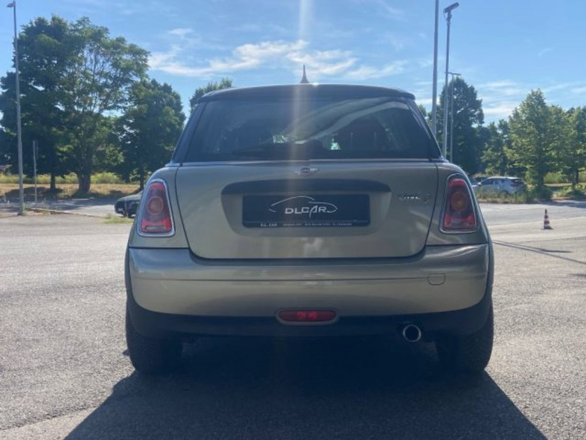 MINI Mini 1.6 16V One D (9)