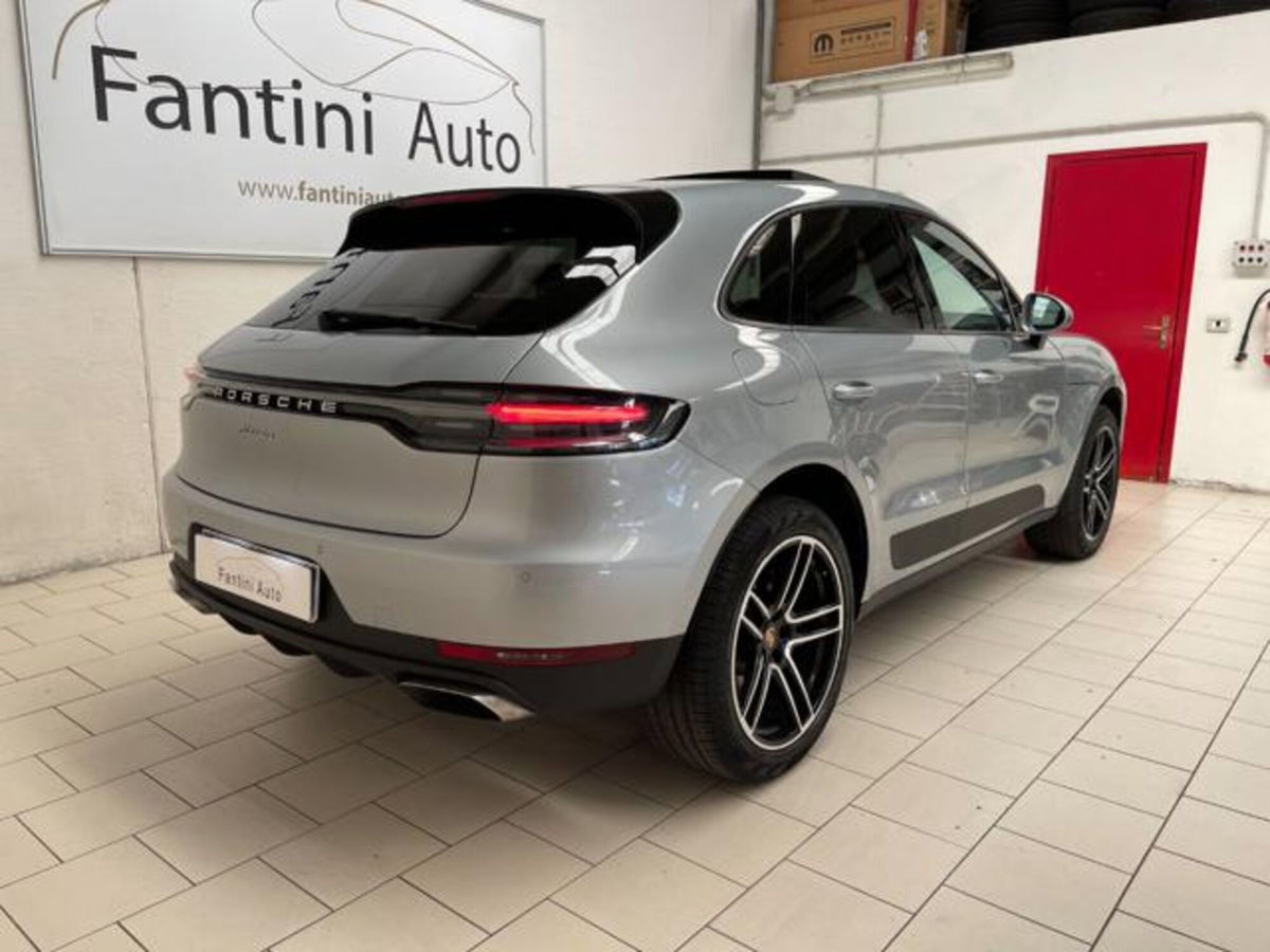 Porsche Macan 2.0 (3)