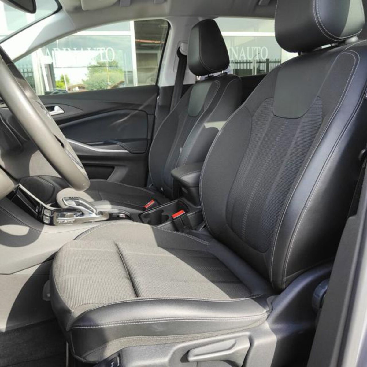 Opel Grandland 1.5 diesel Ecotec aut. GS Line (15)