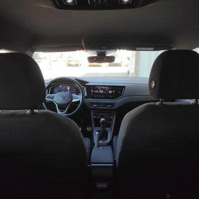 Volkswagen Polo 1.0 tsi R-Line 95cv (4)