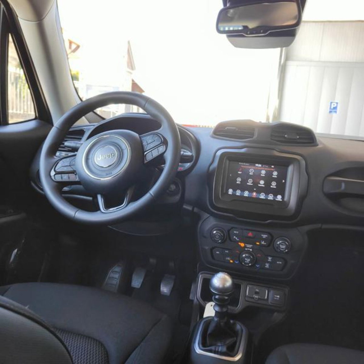 Jeep Renegade 1.6 Mjt 130 CV S (16)