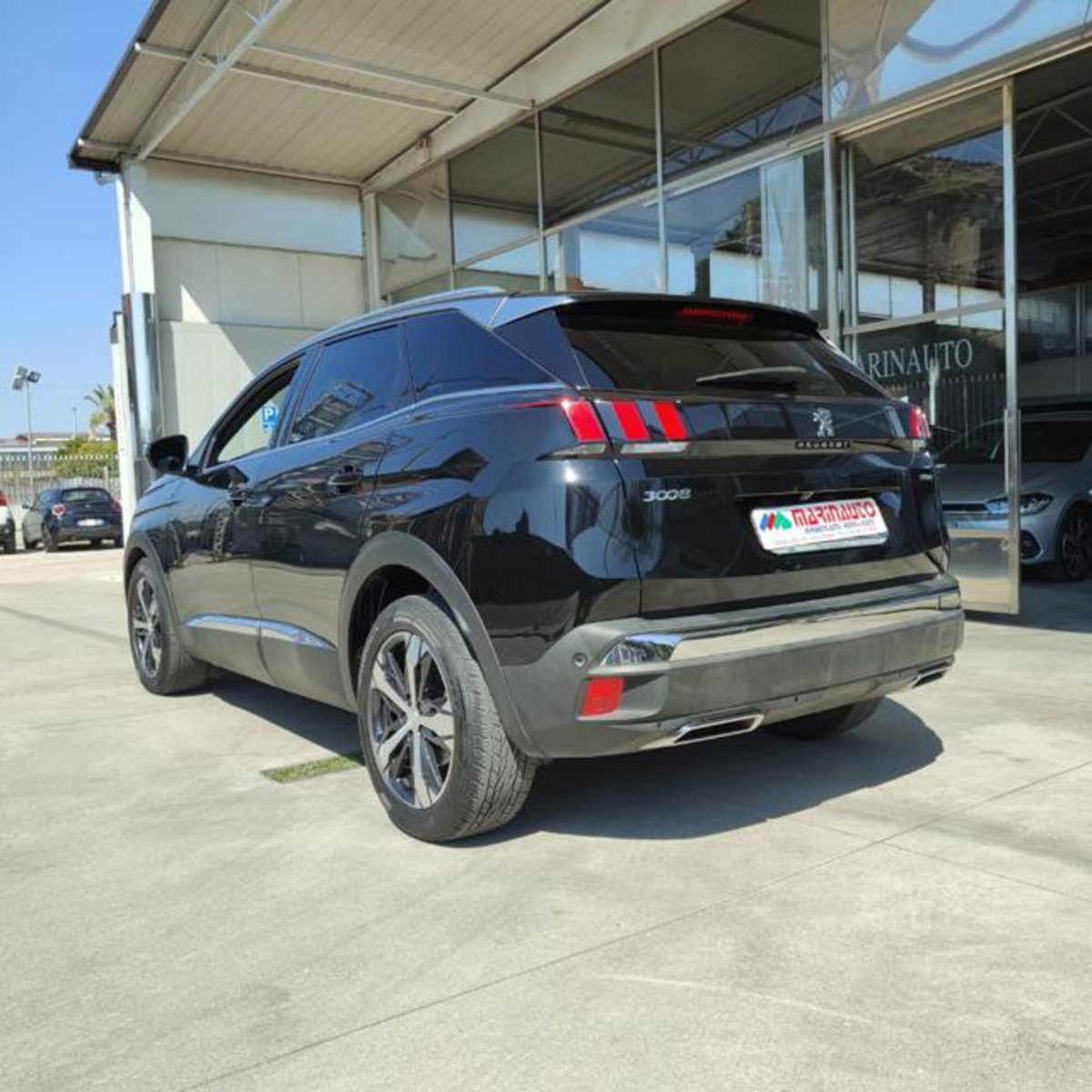 Peugeot 3008 BlueHDi 130 S&S EAT8 GT Line (12)