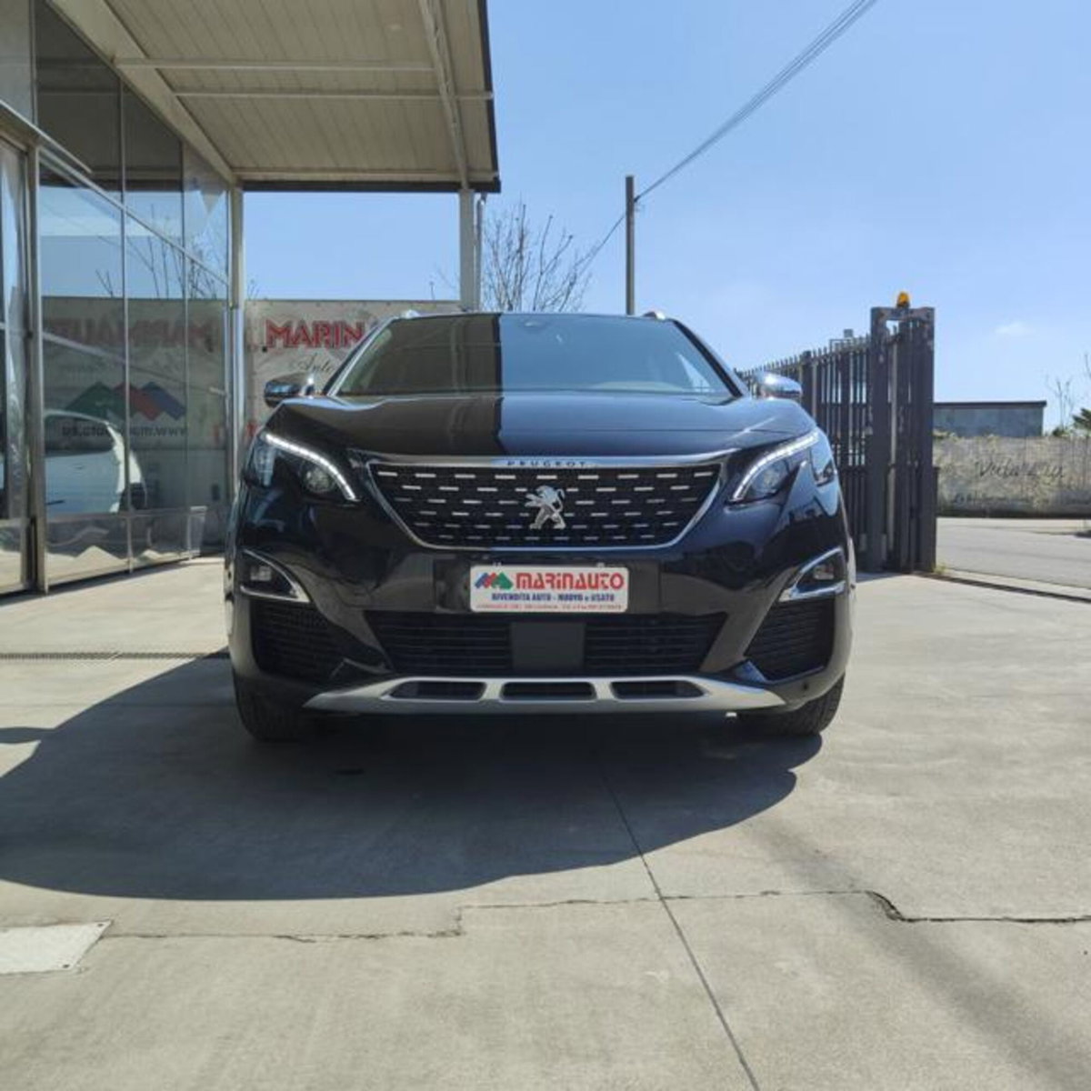 Peugeot 3008 BlueHDi 130 S&S EAT8 GT Line (2)