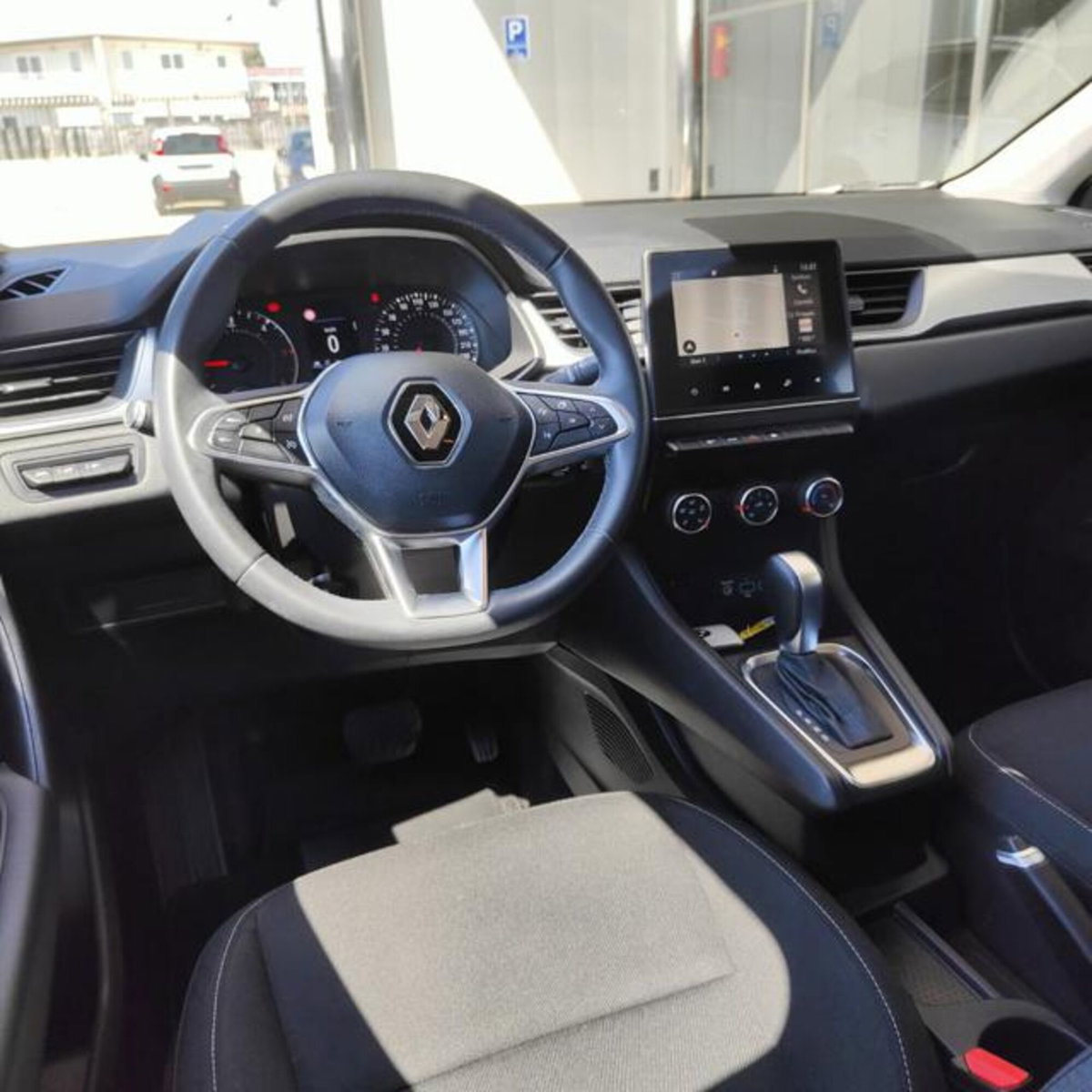 Renault Captur Blue dCi 115 CV EDC Business (11)