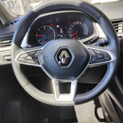 Renault Captur Blue dCi 115 CV EDC Business (16)