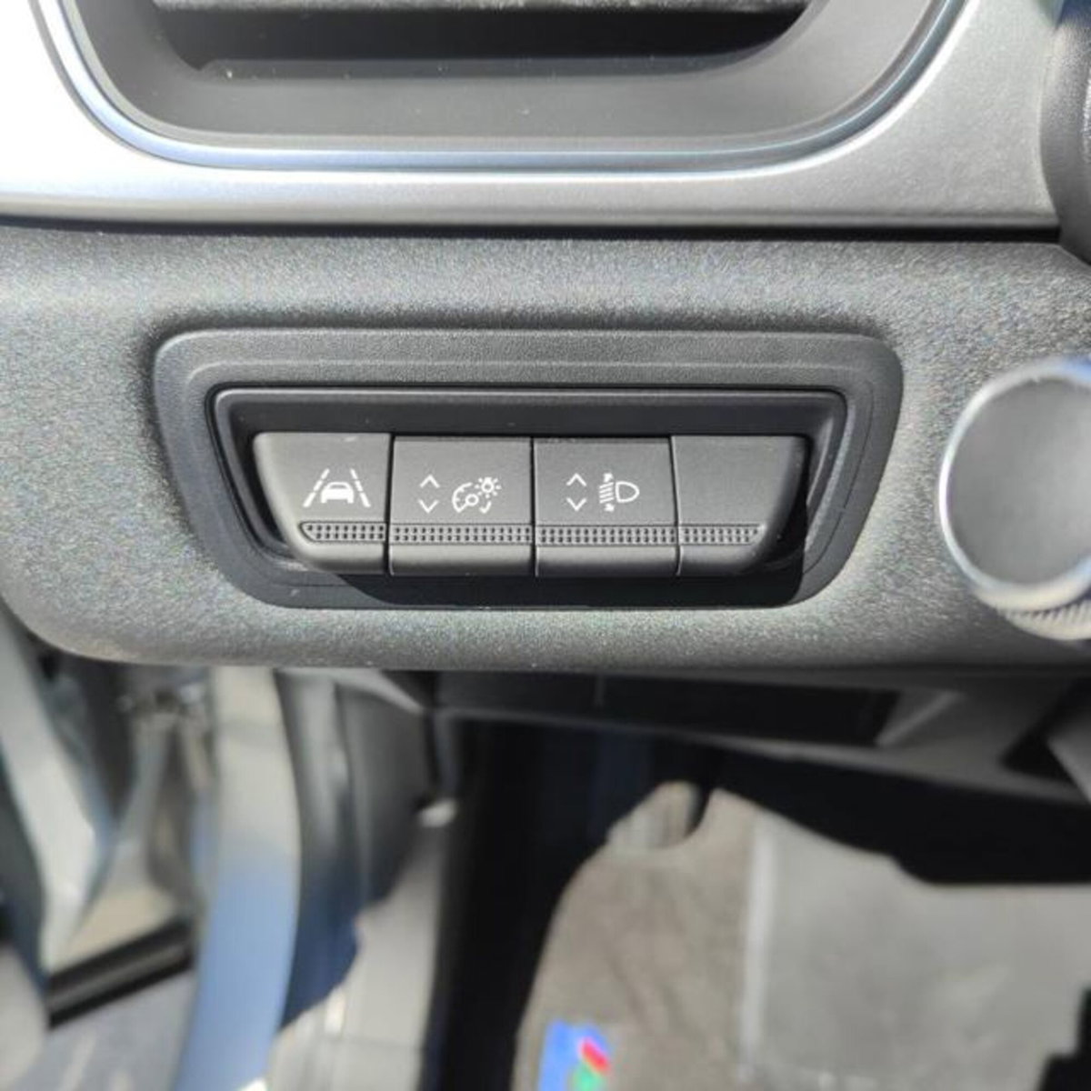 Renault Captur Blue dCi 115 CV EDC Business (18)