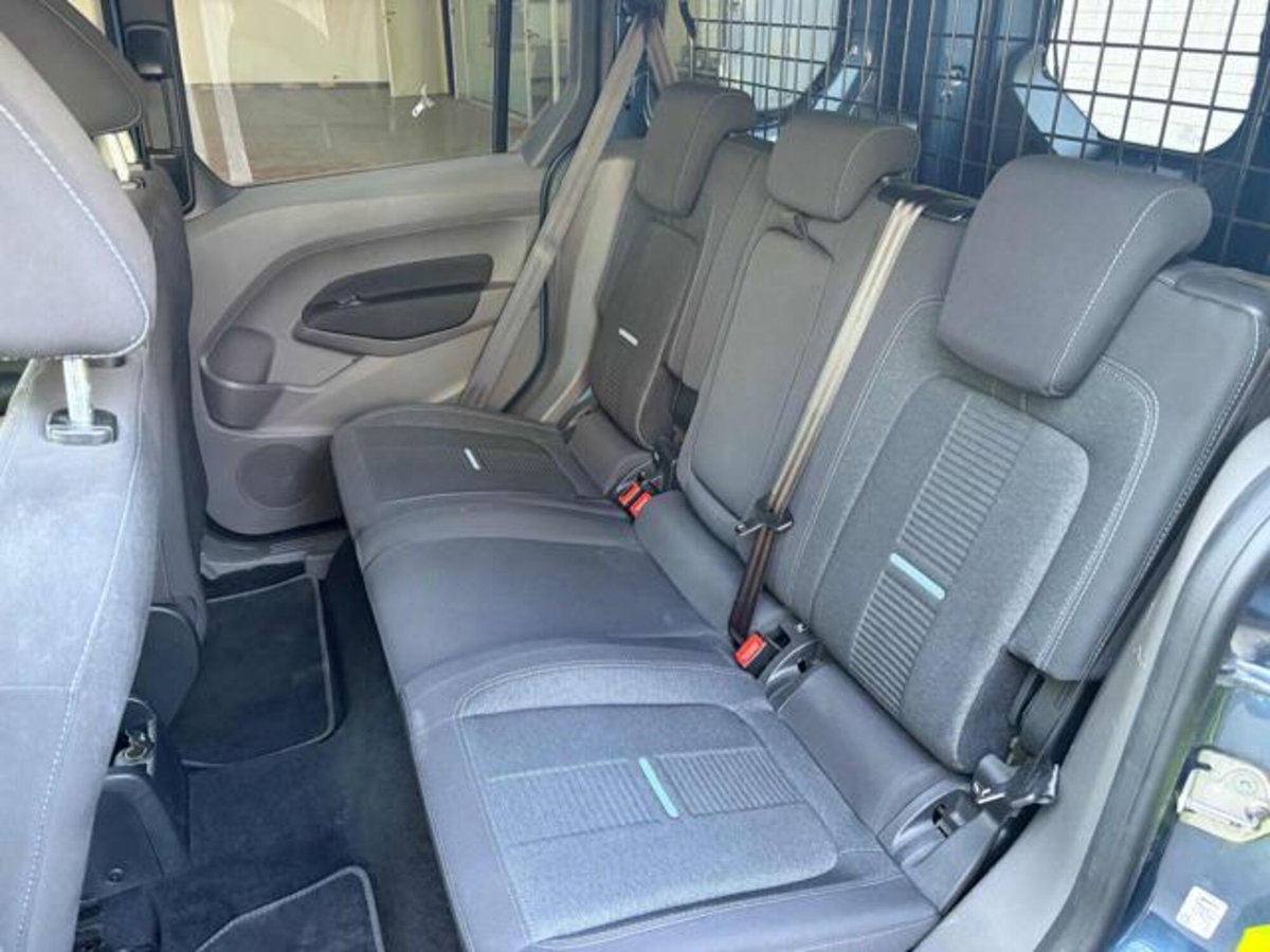 Ford Transit Connect Furgone 220 1.5 TDCi 120 CV PC aut. Furgone Active (13)